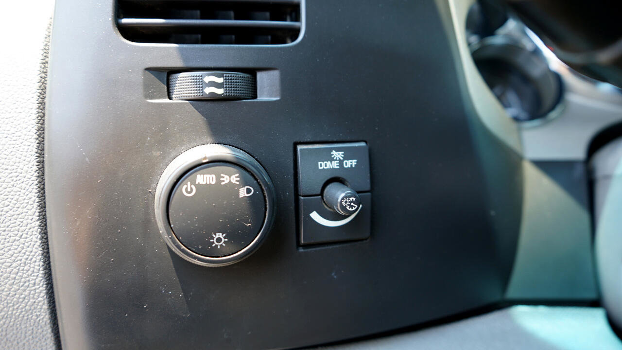 Used 2013 Chevrolet Silverado 2500 W/T image 11