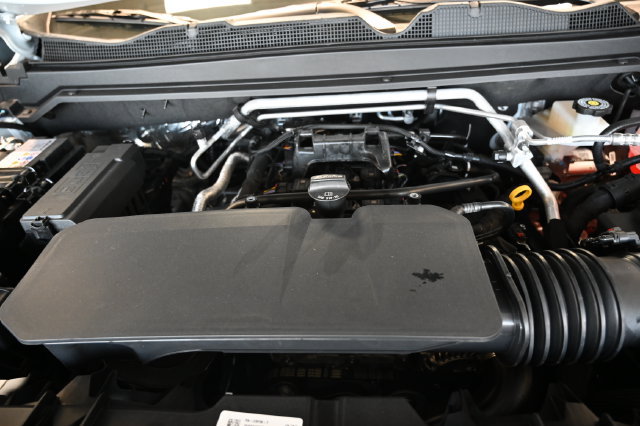 New 2026 GMC Canyon AT4 w/ Technology Plus Package AWD/4WD image 32
