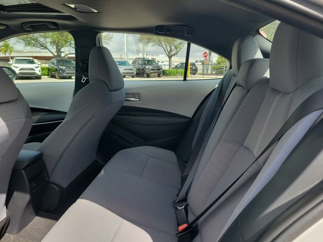 Used 2022 Toyota Corolla SE image 6