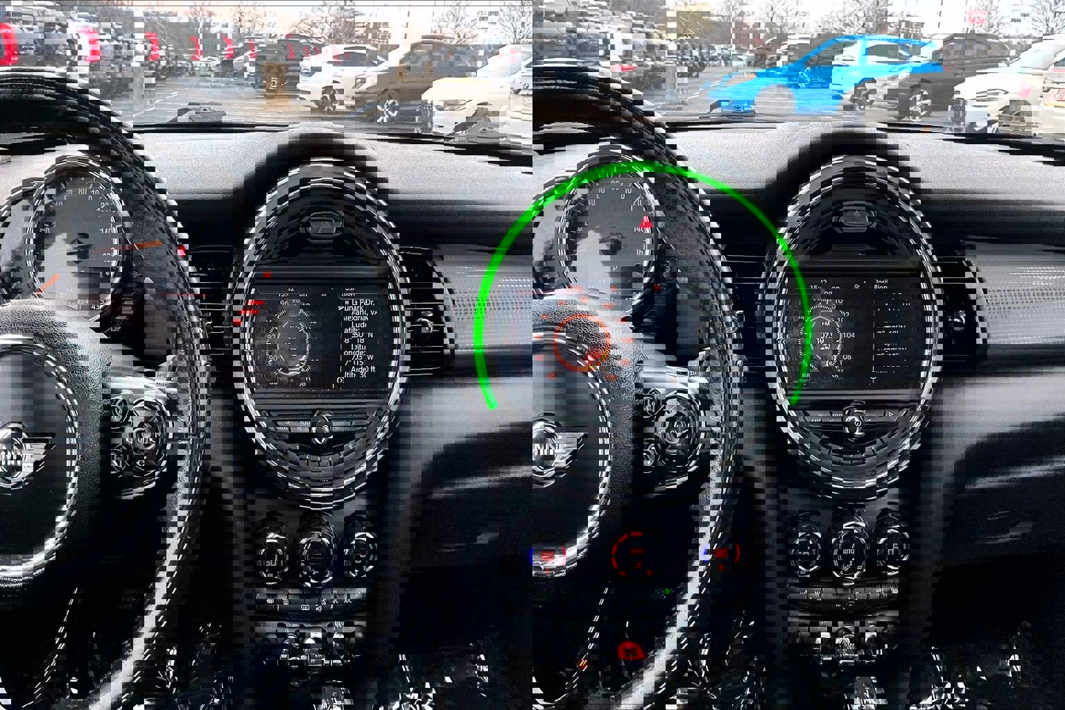 Used 2016 MINI Cooper 4-Door Hardtop image 6