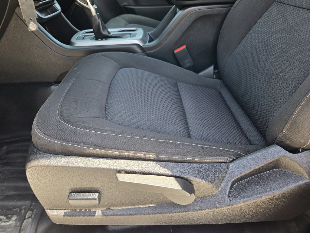 Used 2022 Chevrolet Colorado LT w/ Fleet Safety Package RWD image 25