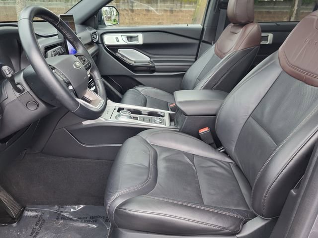 Used 2022 Ford Explorer Platinum w/ Equipment Group 601A image 13