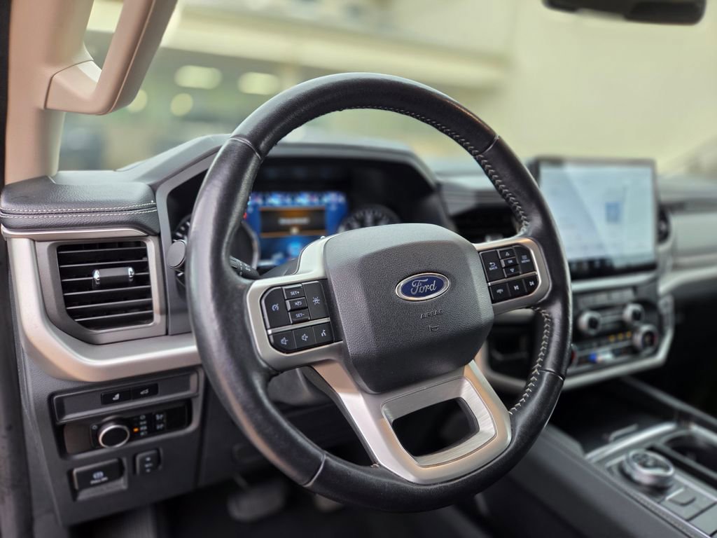 Used 2024 Ford Expedition Max XLT AWD/4WD image 18