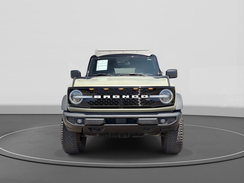 Used 2022 Ford Bronco Wildtrak image 3