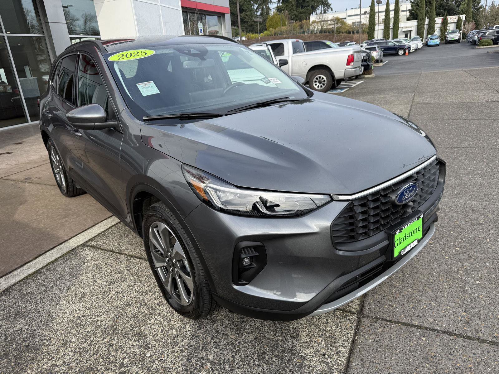 Used 2025 Ford Escape Platinum image 7