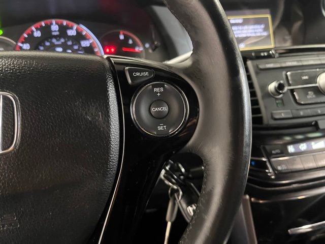 Used 2017 Honda Accord Sport image 27