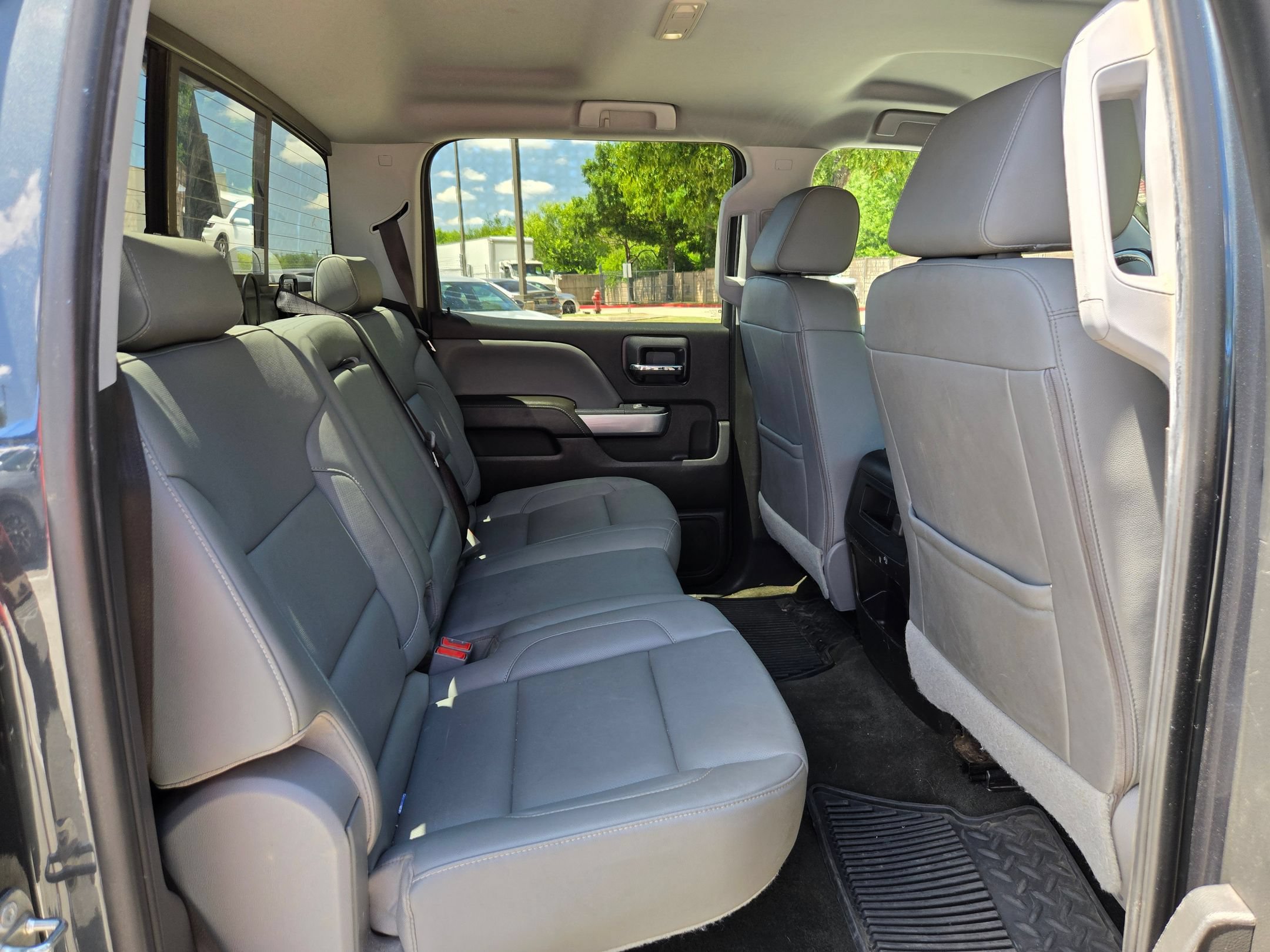 Used 2018 Chevrolet Silverado 1500 LTZ Z71 w/ LTZ Plus Package AWD/4WD image 25