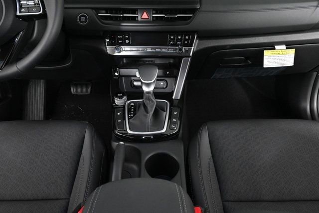Certified 2025 Kia Seltos EX image 17