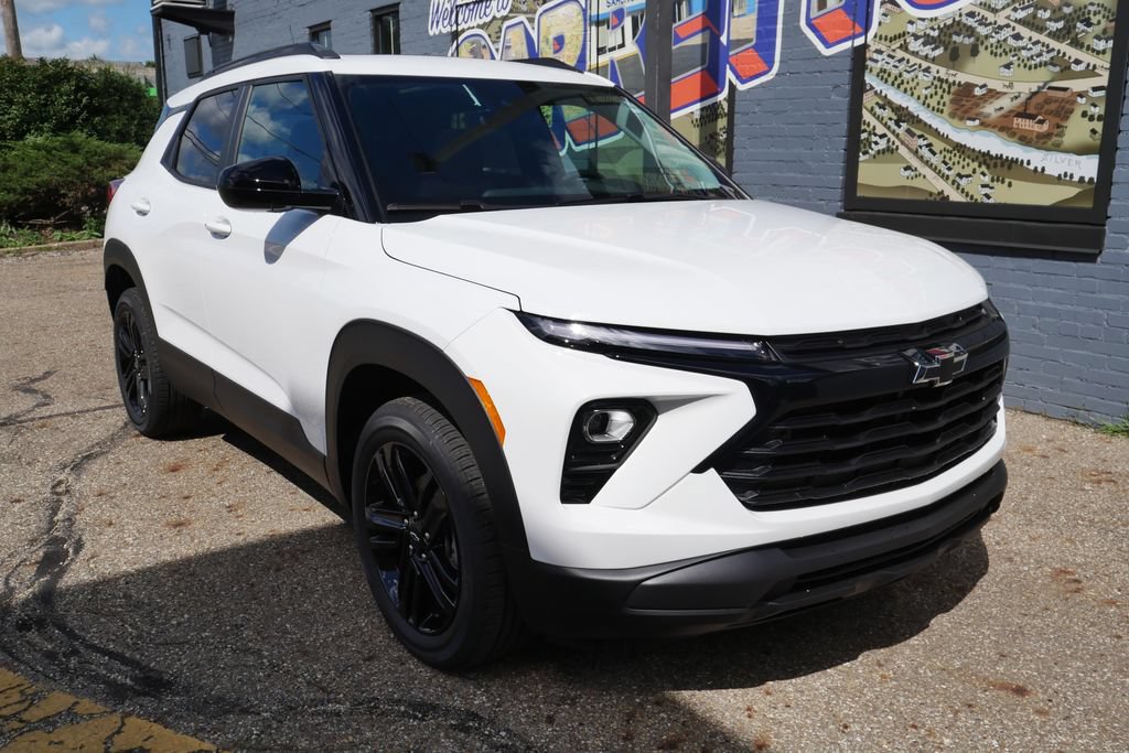 New 2026 Chevrolet TrailBlazer LT w/ Midnight Edition AWD/4WD image 30