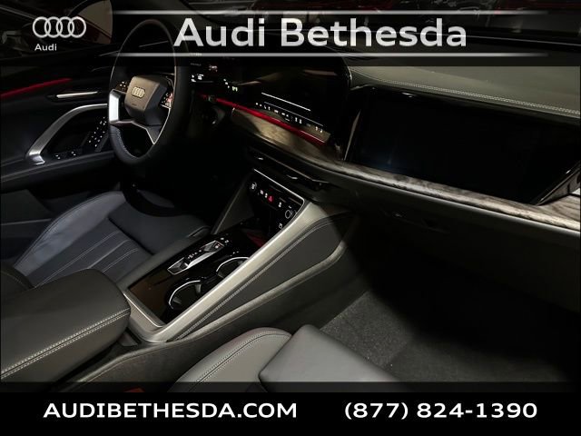 New 2025 Audi Q5 Prestige image 8