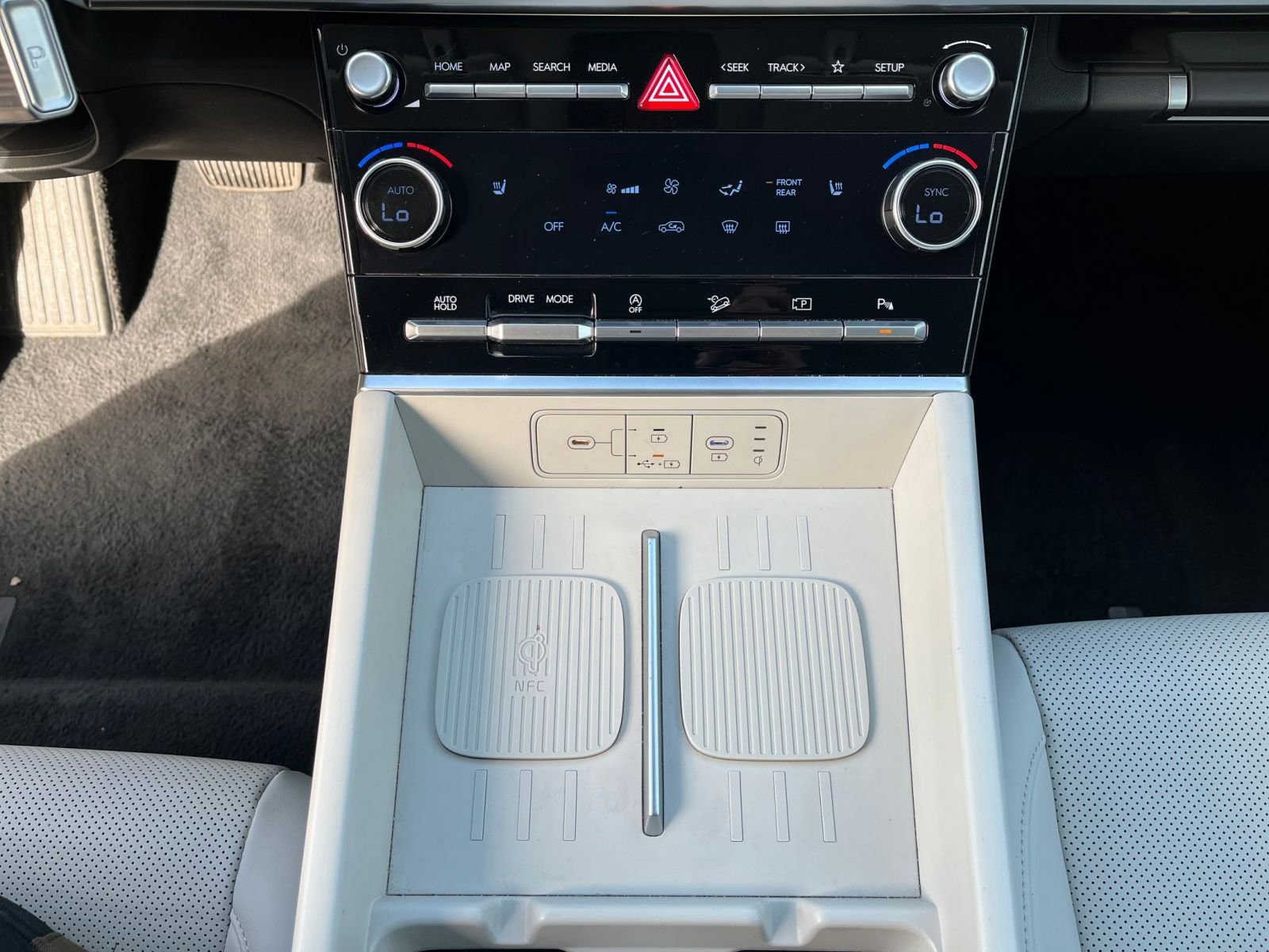 Used 2025 Hyundai Santa Fe SEL image 45