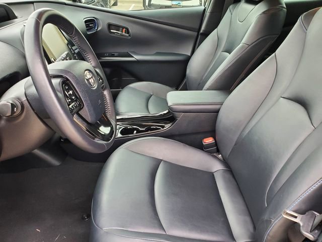 Used 2019 Toyota Prius Limited w/ Premium Convenience Package FWD image 9