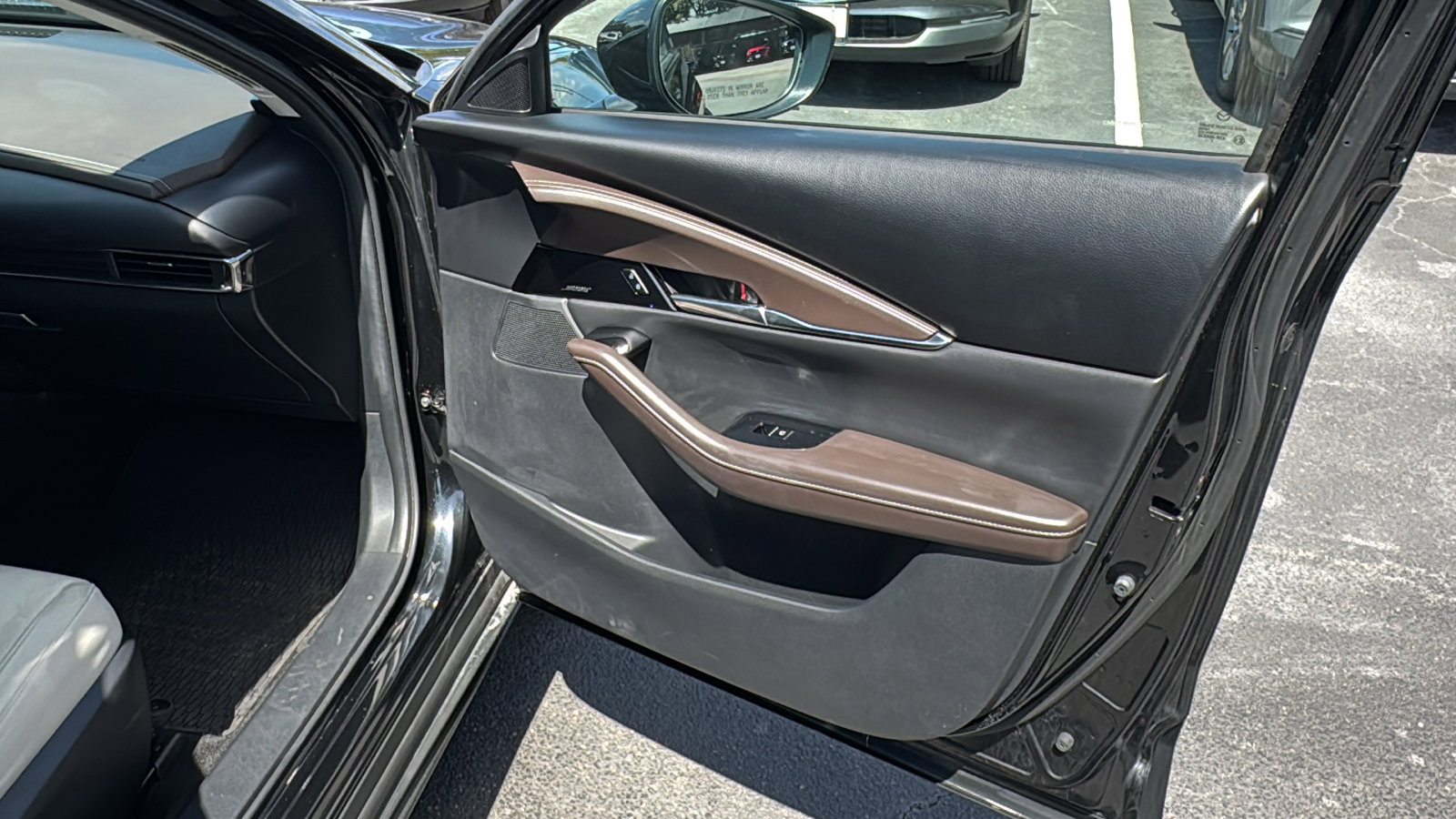 Certified 2023 MAZDA CX-30 2.5 Turbo w/ Premium Plus Pkg image 36