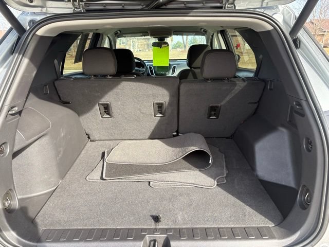 Used 2023 Chevrolet Equinox LT AWD/4WD image 7