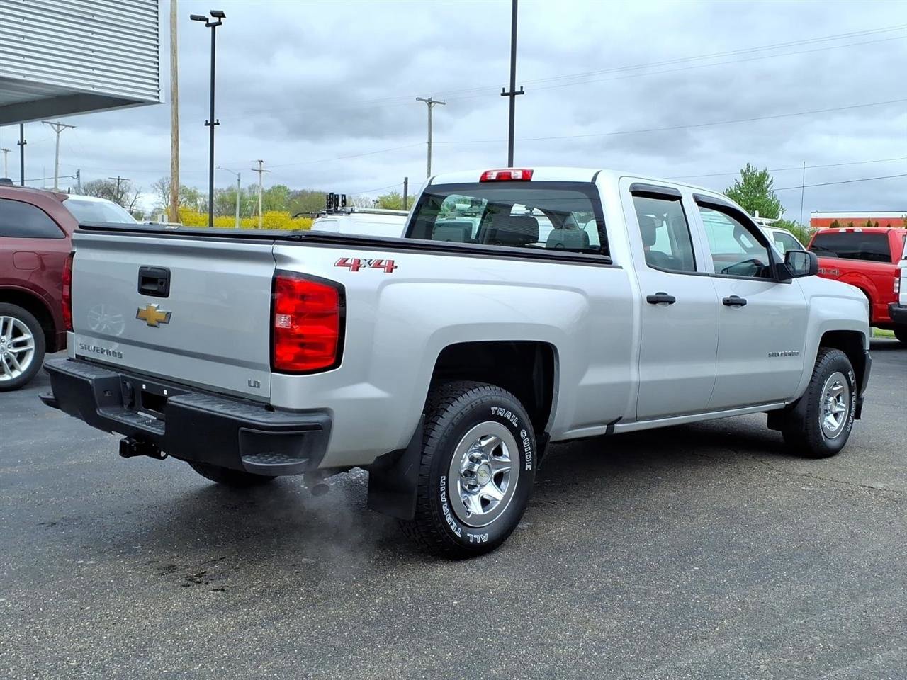 Used 2019 Chevrolet Silverado 1500 W/T AWD/4WD image 5