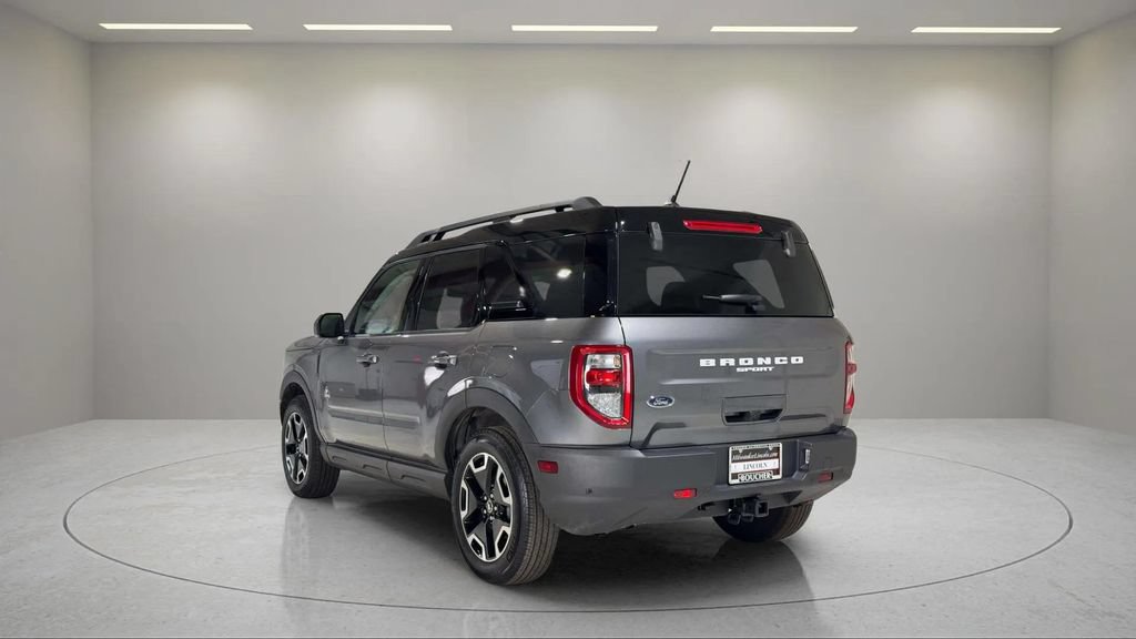 Used 2023 Ford Bronco Sport Outer Banks w/ Tech Package AWD/4WD image 17