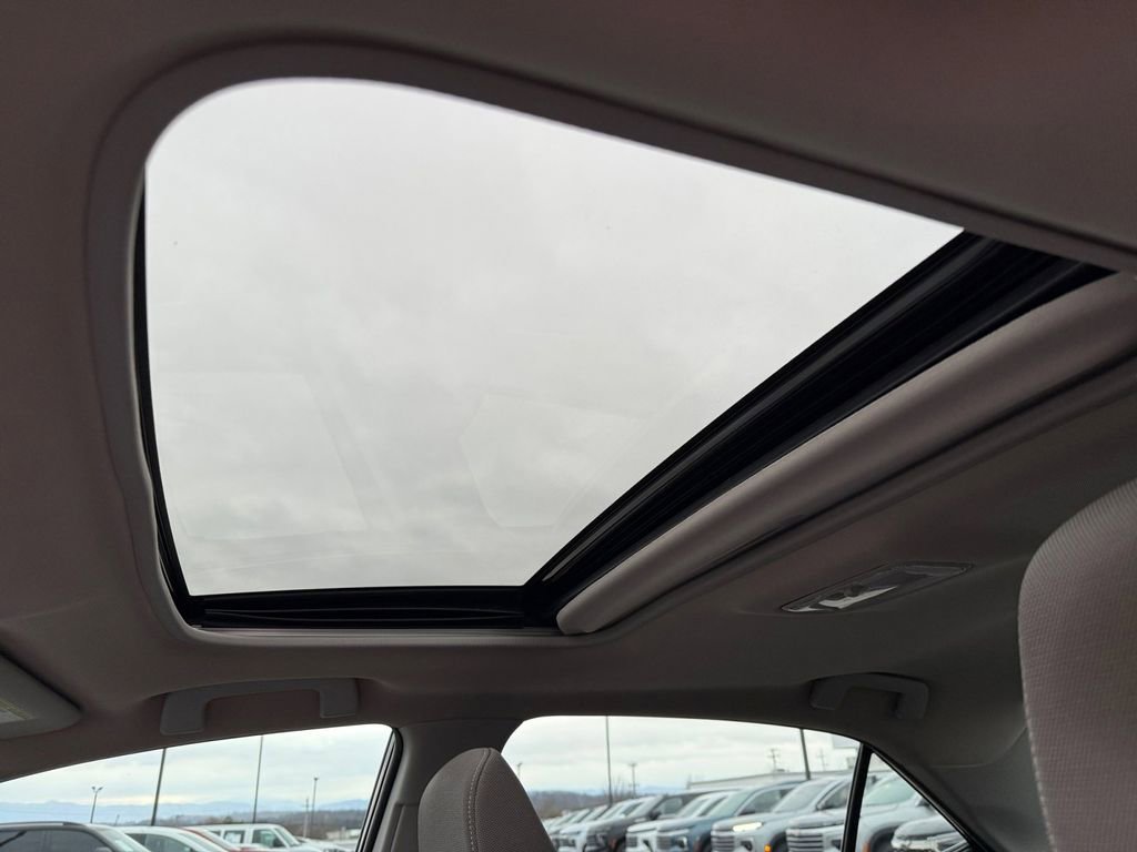 Used 2015 Toyota Corolla LE image 26