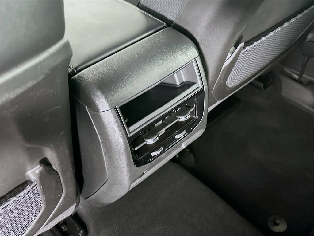 Certified 2024 Jeep Grand Cherokee Altitude AWD/4WD image 37