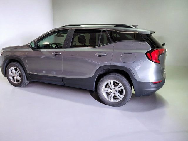 Used 2021 GMC Terrain SLE w/ Driver Convenience Package image 19