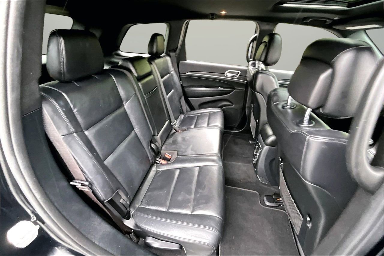 Used 2019 Jeep Grand Cherokee Limited AWD/4WD image 25