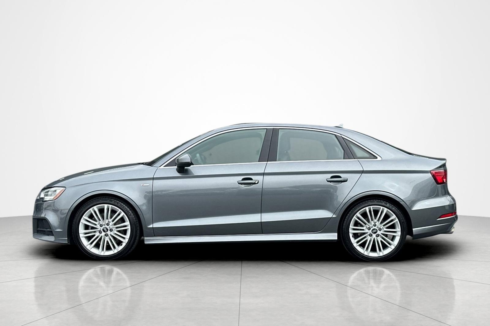 Used 2017 Audi A3 2.0T Premium Plus AWD/4WD image 2
