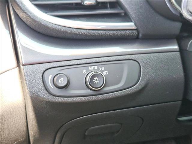 Certified 2020 Buick Encore Preferred FWD image 14