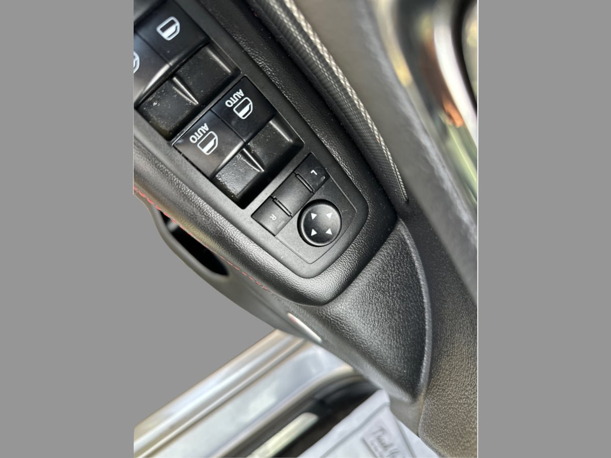 Used 2018 Dodge Durango GT w/ Premium Group AWD/4WD image 33