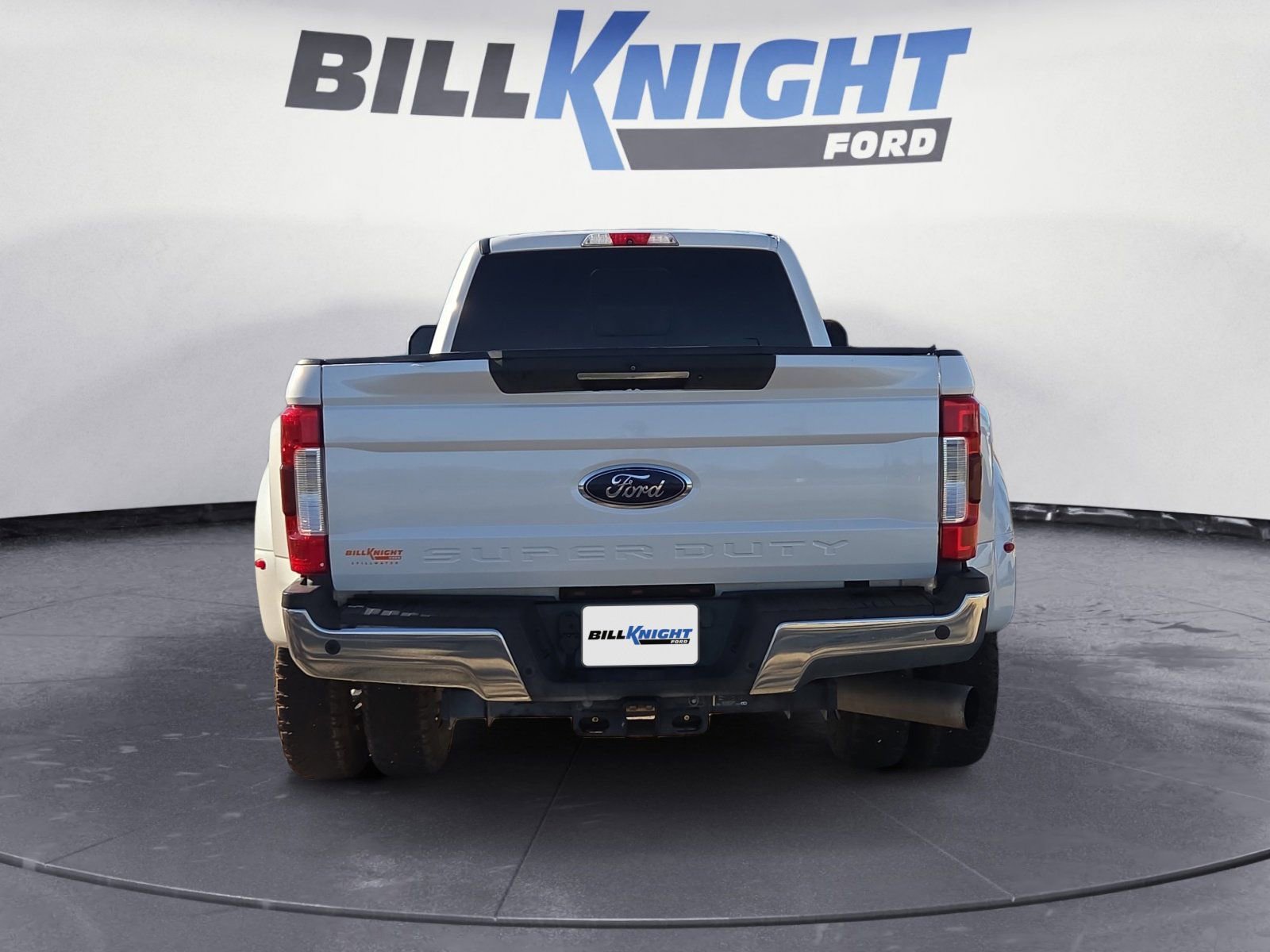Used 2018 Ford F350 Lariat w/ Lariat Ultimate Package image 4
