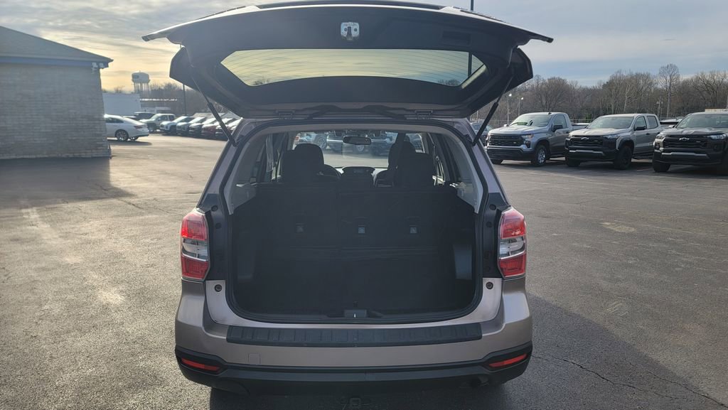 Used 2015 Subaru Forester 2.5i Premium image 11