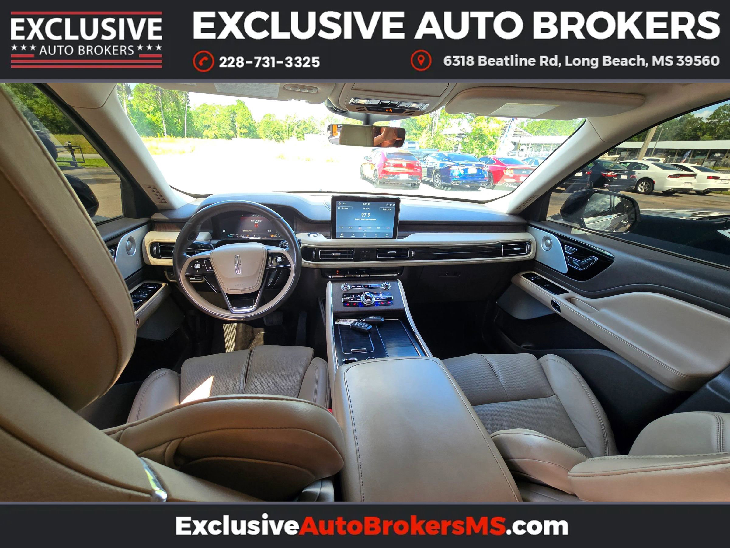 Used 2020 Lincoln Aviator Reserve w/ Equipment Group 201A image 23