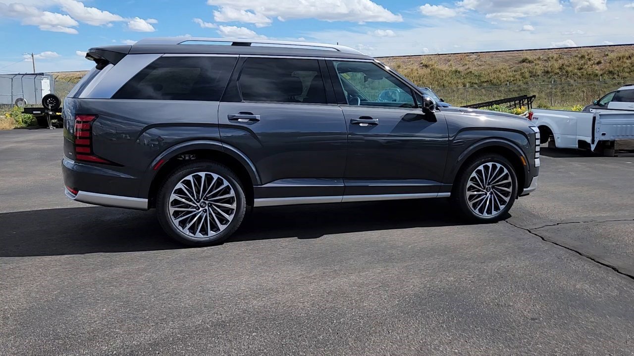 New 2026 Hyundai Palisade Calligraphy image 3