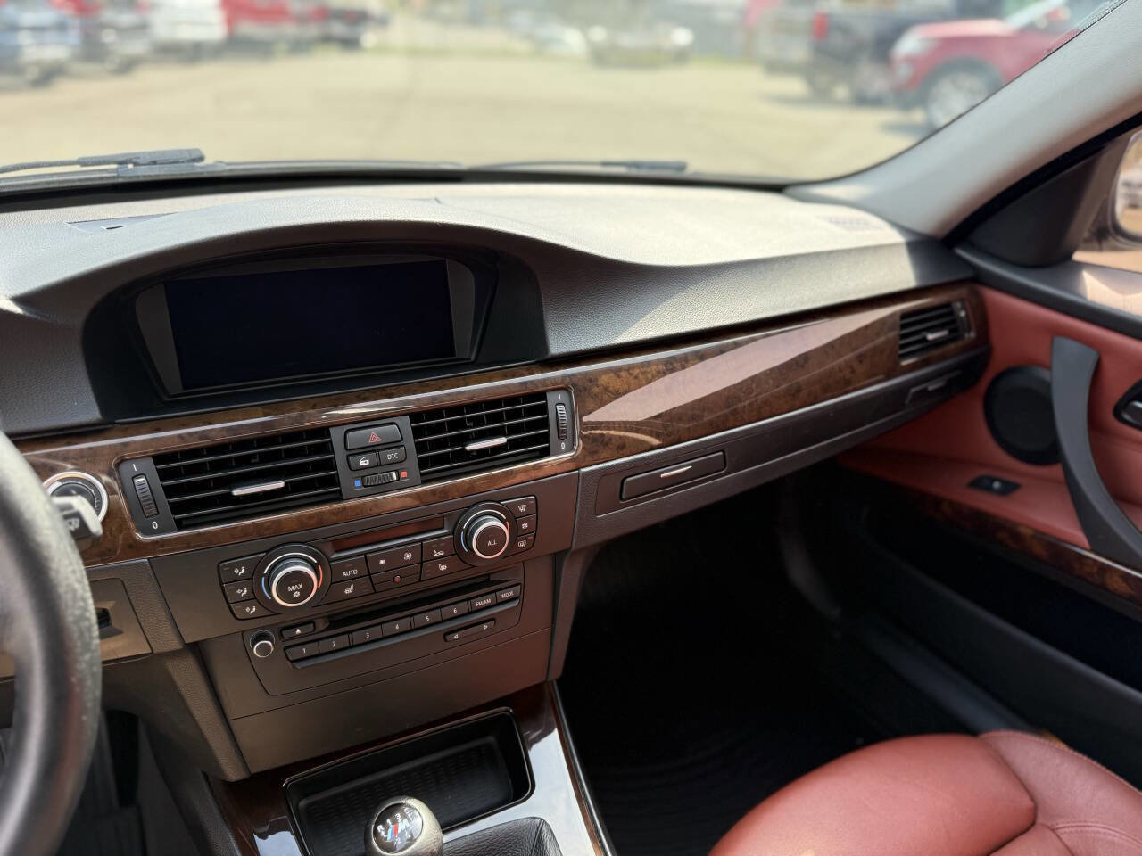 Used 2010 BMW 328i Wagon image 15