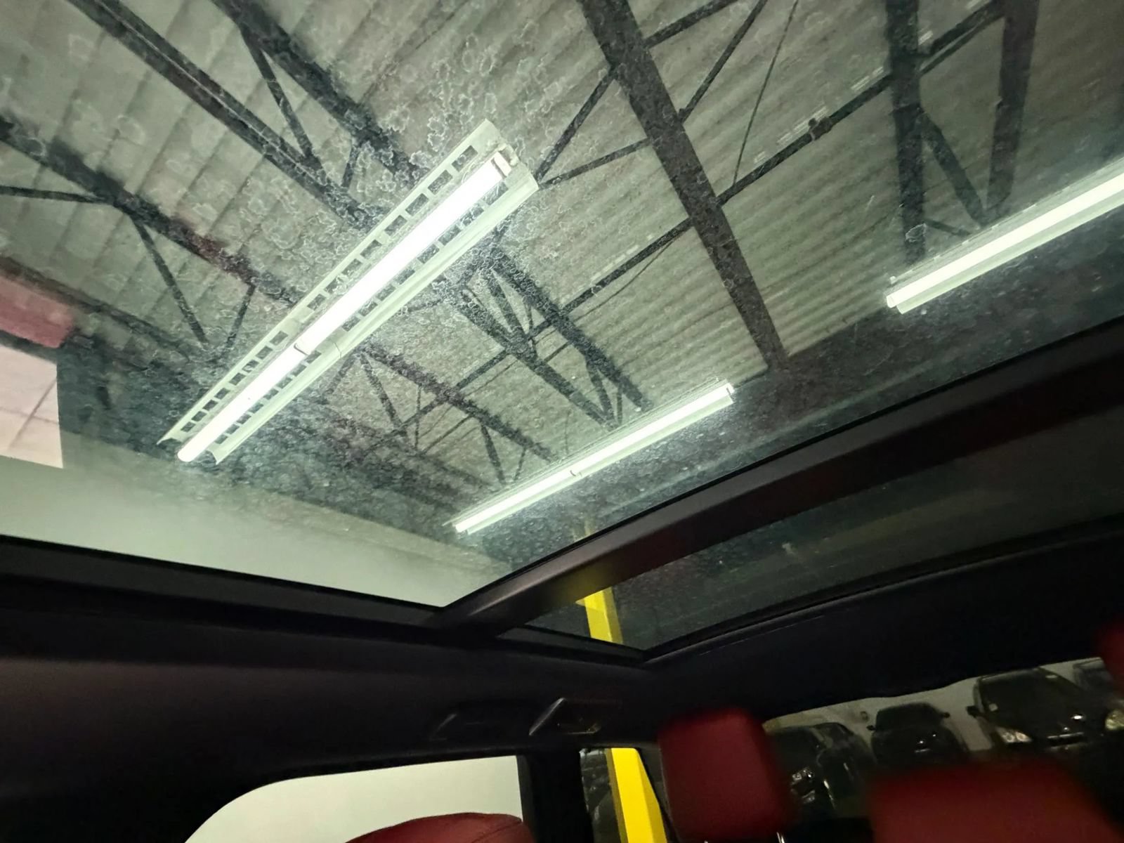 Used 2022 Land Rover Range Rover Sport HST AWD/4WD image 34