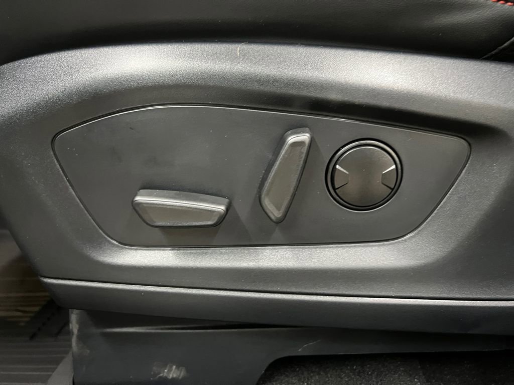 New 2025 Ford Explorer ST-Line image 31