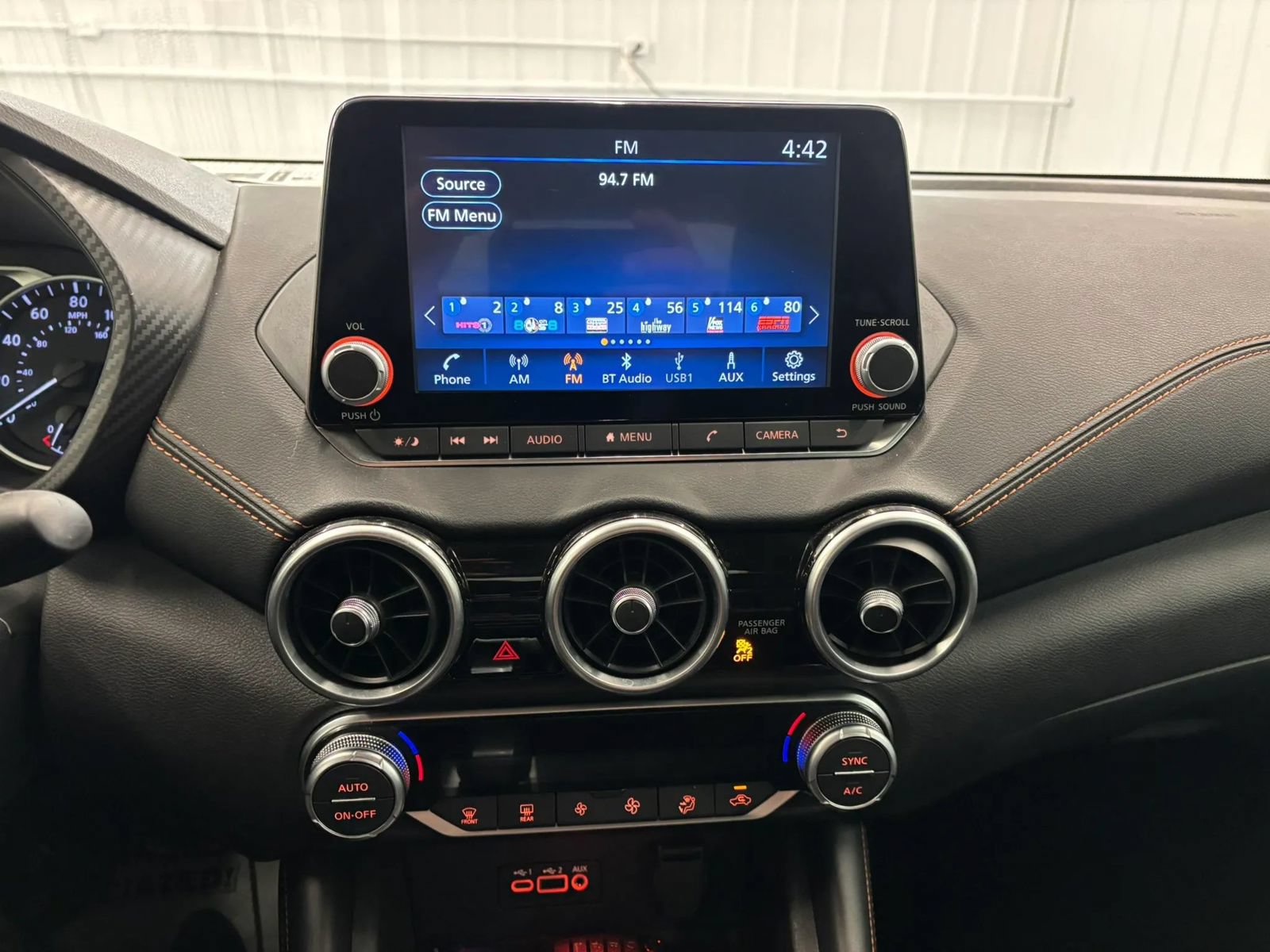 Used 2022 Nissan Sentra SR FWD image 40