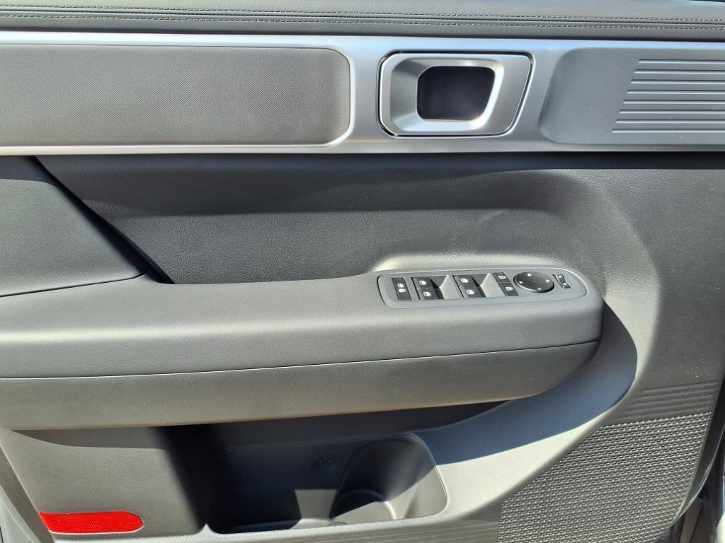New 2026 Hyundai Santa Fe SE AWD/4WD image 9