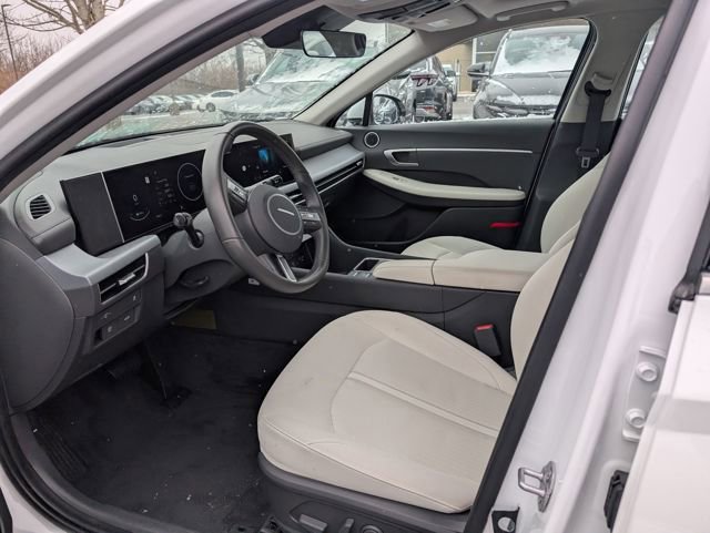 Certified 2024 Hyundai Sonata SEL w/ Convenience Package image 13