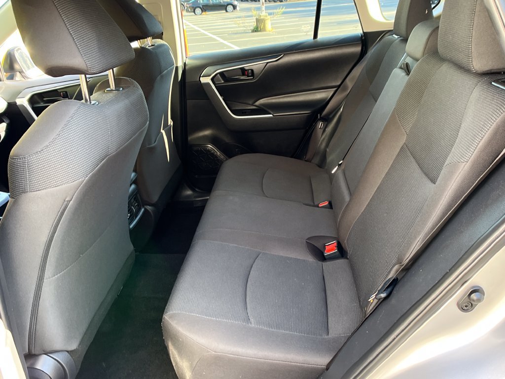Used 2024 Toyota RAV4 LE AWD/4WD image 21
