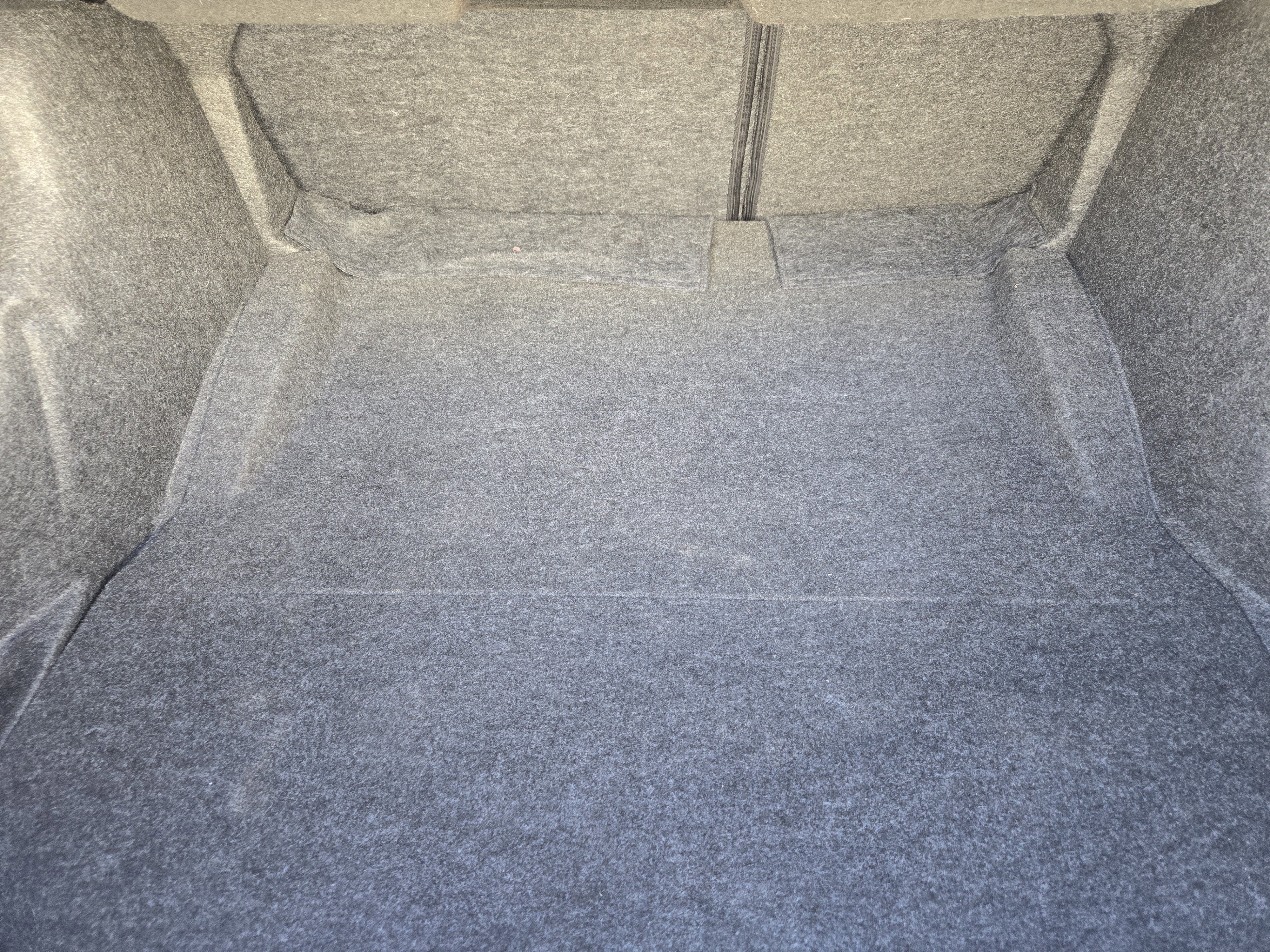 Used 2023 Dodge Challenger R/T w/ Plus Package image 33