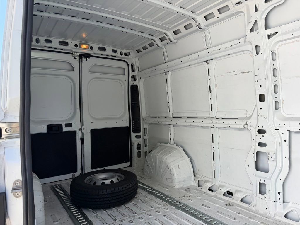 Used 2023 RAM ProMaster 2500 FWD image 23