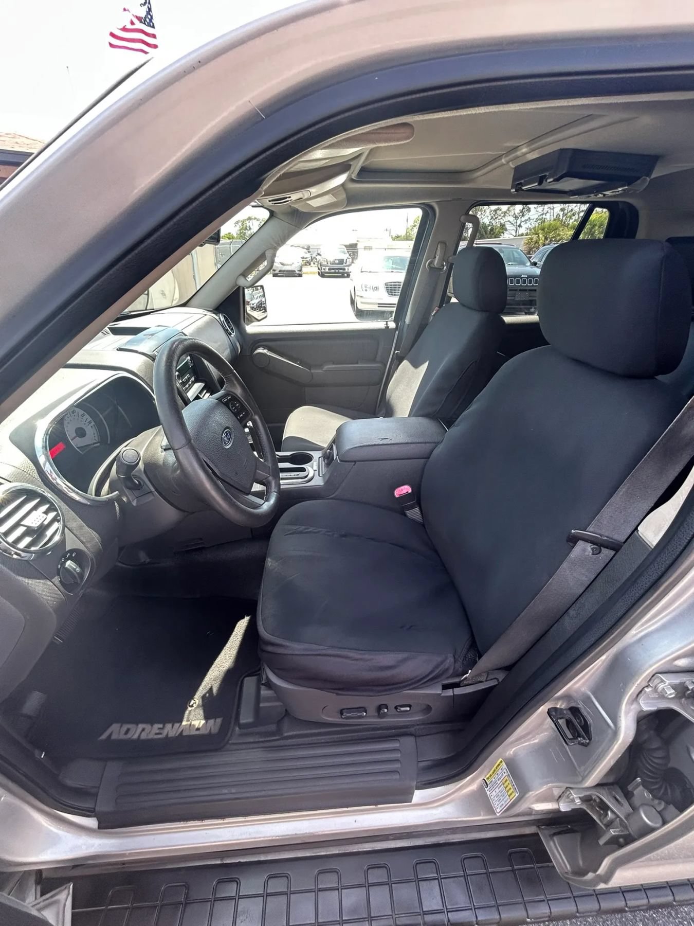 Used 2008 Ford Explorer Sport Trac Limited RWD image 17