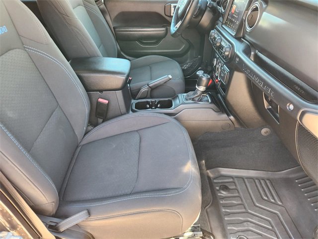 Used 2022 Jeep Wrangler Unlimited Rubicon 4xe w/ Cold Weather Group image 14