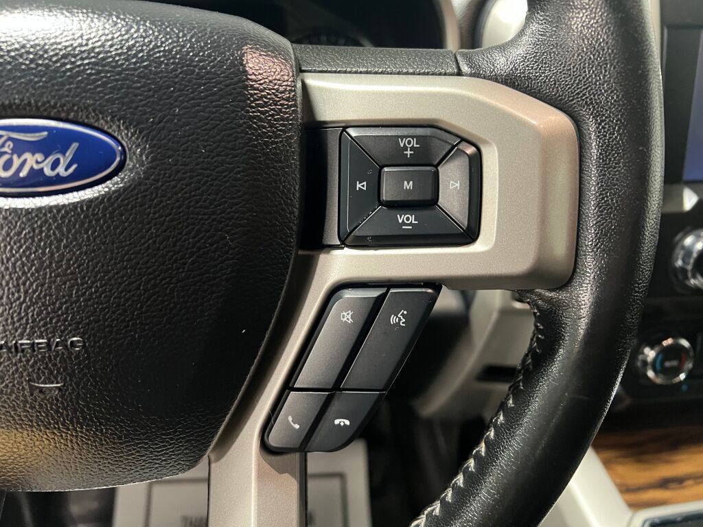 Used 2019 Ford F150 Lariat image 11