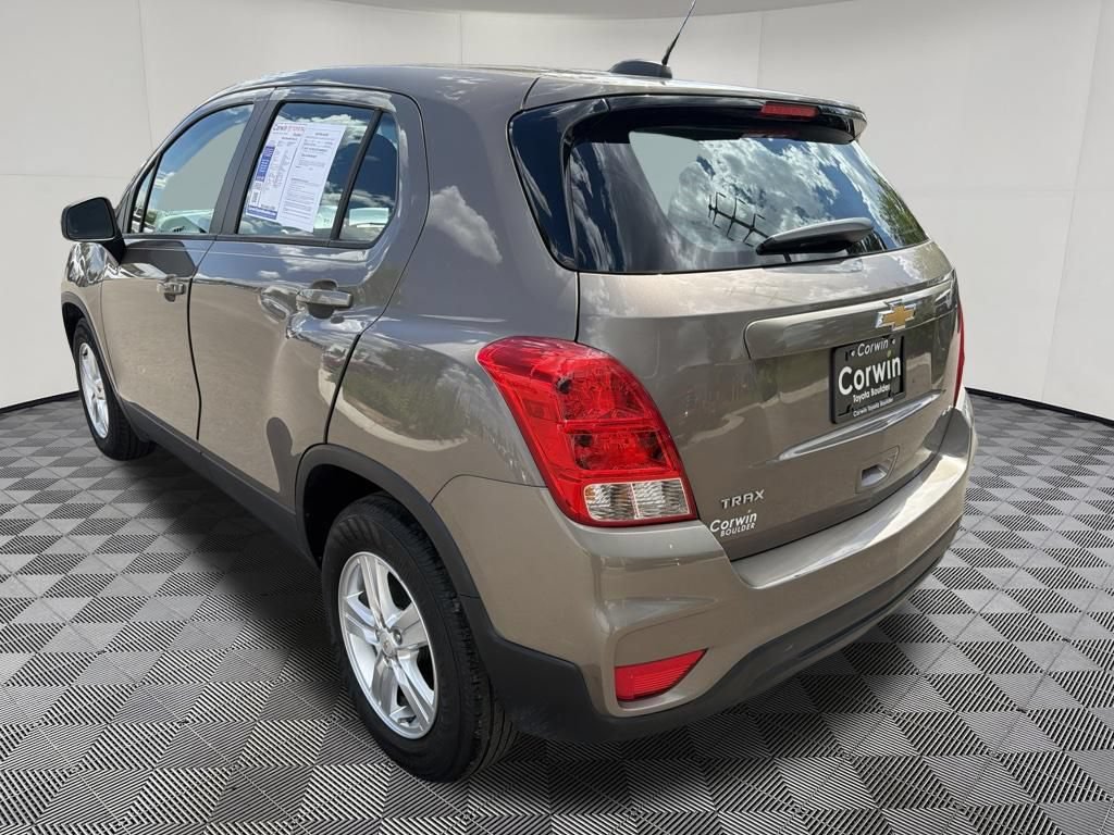 Used 2020 Chevrolet Trax LS FWD image 5