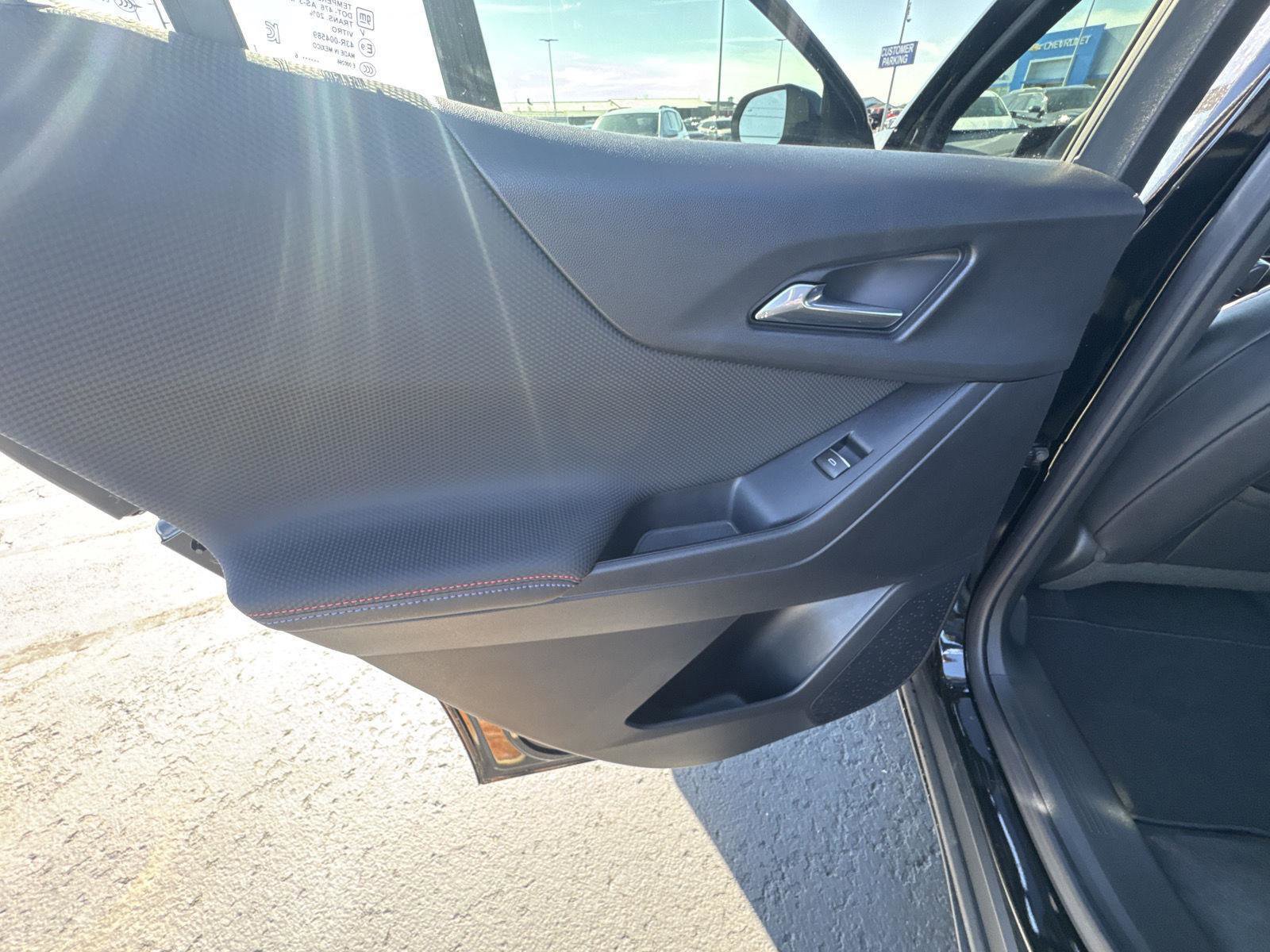Used 2026 Chevrolet Equinox RS w/ Convenience Package III AWD/4WD image 10