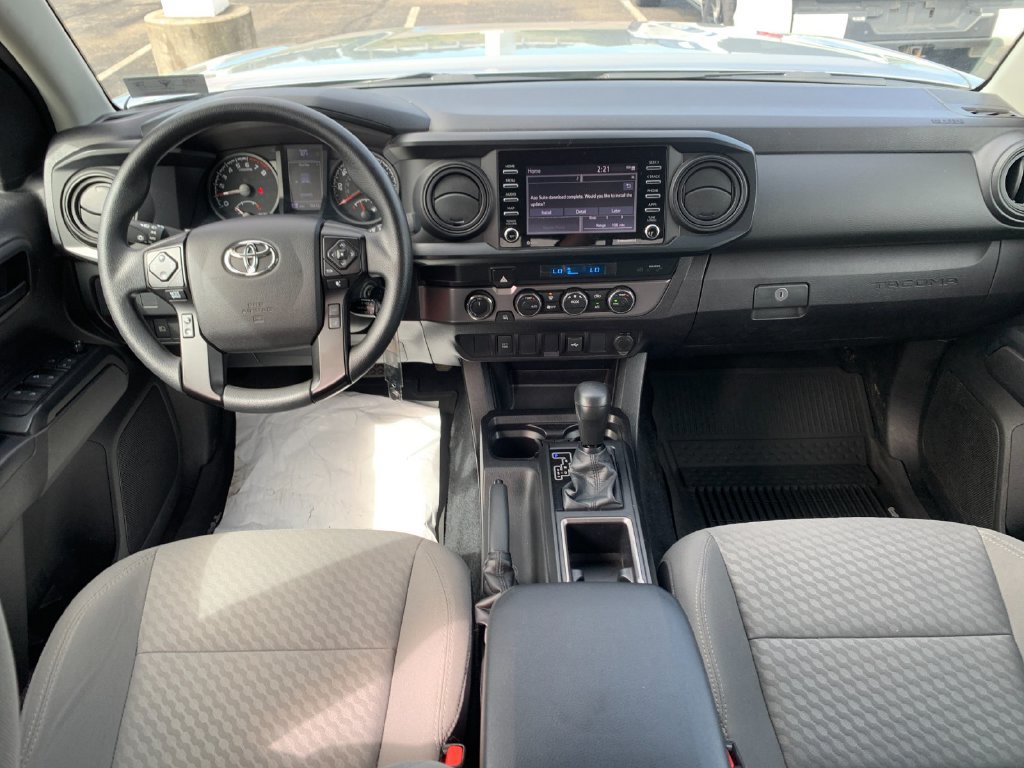 Used 2021 Toyota Tacoma SR AWD/4WD image 16