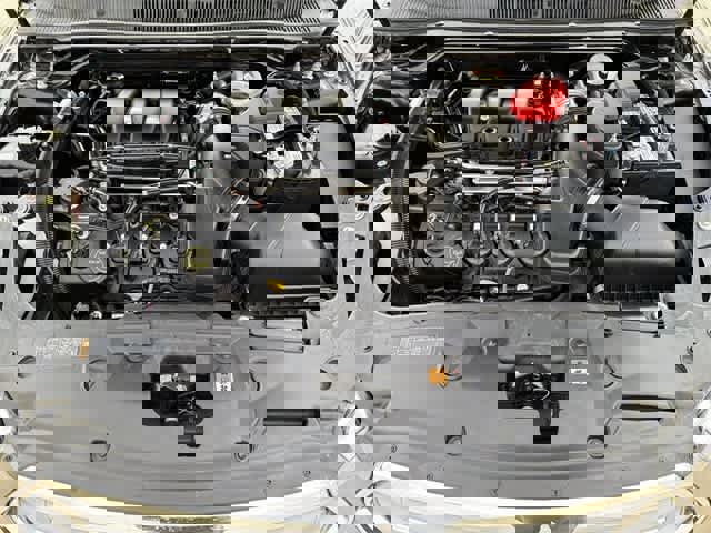 Used 2018 Ford Taurus SE image 12