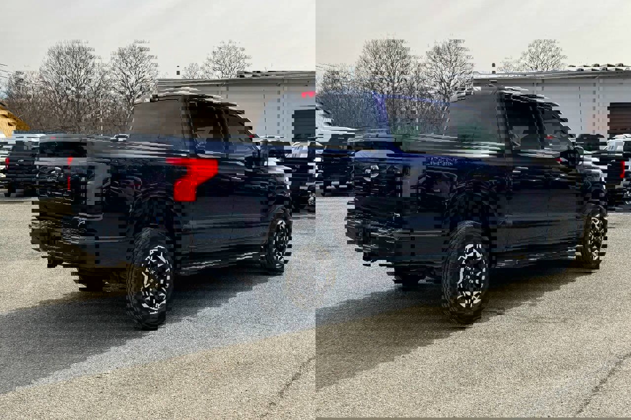 Certified 2022 Ford F150 Lightning XLT w/ Tow Technology Package image 3