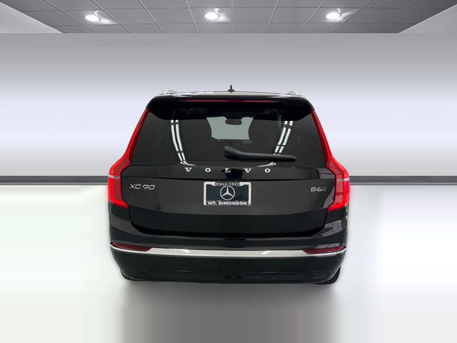 Used 2025 Volvo XC90 B6 Plus image 9