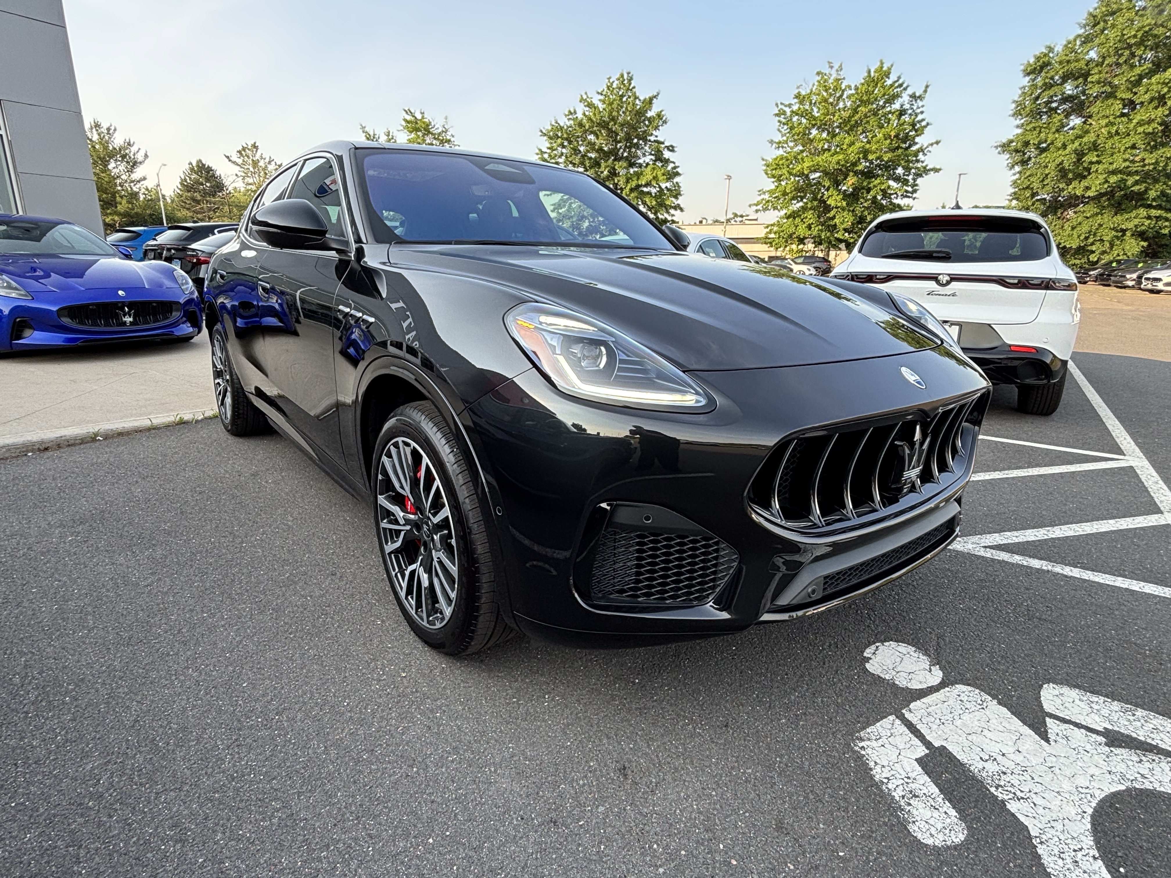 Used 2025 Maserati Grecale Folgore AWD/4WD image 10